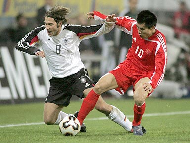 国足2005国际比赛全记录 视频组图回放中德激