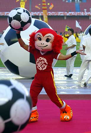 图文亚洲杯开幕式在京预演吉祥物猴子贝贝