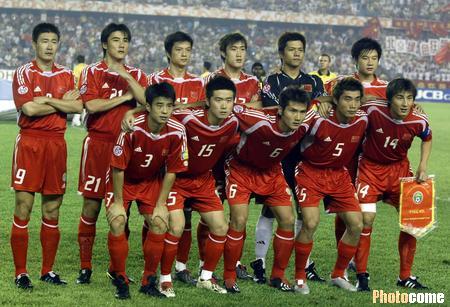 图文-中国VS印尼 中国队首发11人赛前合影_国