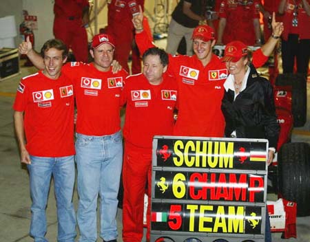图文-f1年度总冠军 舒马赫的第六次法拉利的第五次