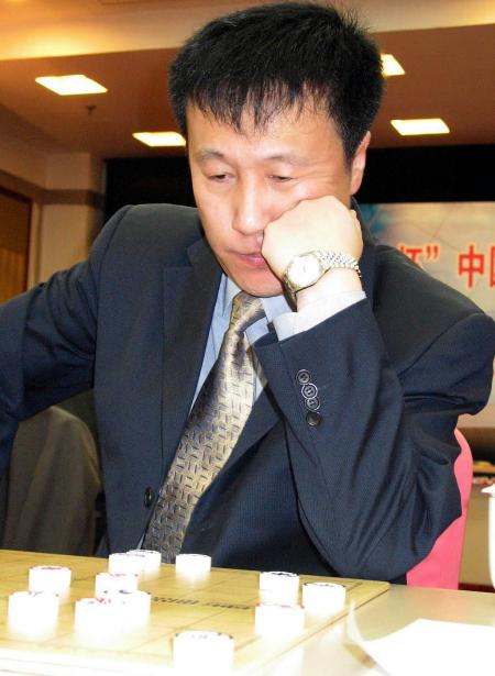 主题图陶汉明从马路棋手到全国冠军