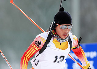 冬季两项女子15公里个人赛刘显英摘金孔颖超夺银