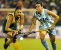 图文-女曲冠军杯阿根廷获第三杆上交锋
