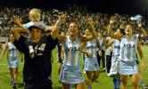 图文-女曲冠军杯阿根廷获第三庆祝胜利