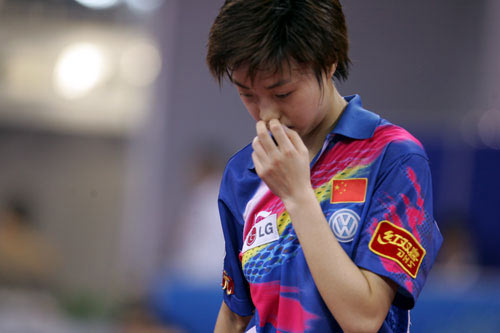 图文-世乒赛女单半决赛张怡宁胜怎么这么容易呢