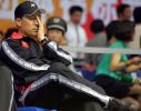 图文-苏杯决赛中国VS印尼比赛进程让李永波紧张