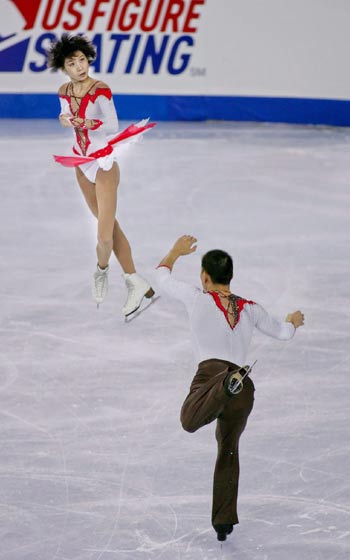 综合体育 2005赛季花样滑冰大奖赛 冰雪 >  花滑美国站张丹/张昊卫冕