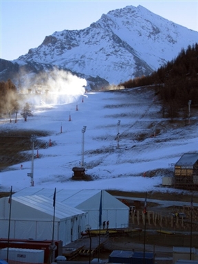 图文-都灵冬奥塞斯特雷滑雪场白雪皑皑引人入胜
