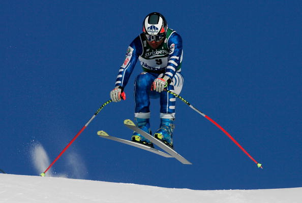 图文-高山滑雪世界杯瑞士站速降赛 纵横蓝天白