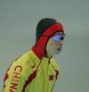 图文-女子速度滑冰500米决赛王曼丽赛前热身