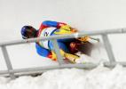 图文-冬奥会双人无舵雪橇美国队偏离轨迹