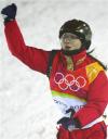 图文-李妮娜自由式滑雪空中技巧摘银发挥出水平