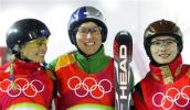 图文-李妮娜自由式滑雪空中技巧摘银前三甲选手