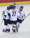 图文-[男子冰球]芬兰VS瑞典芬兰队热烈拥抱