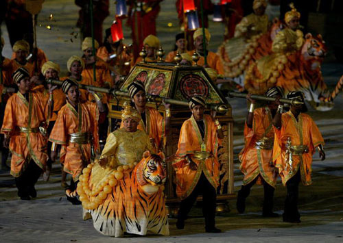 图文-多哈开幕式演绎亚洲风情骑虎抬轿赴盛会