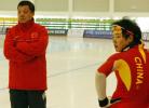 图文-速度滑冰队备战亚冬会教练陈光磊弟子于凤桐