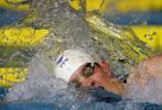 图文-世锦赛27日男子游泳预赛法国选手激起水花