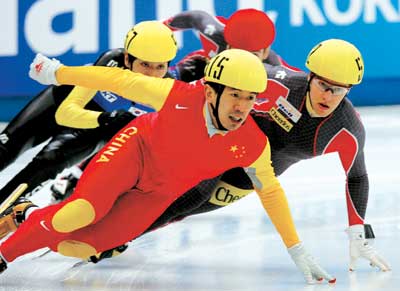 短道速滑世锦赛昨日闭幕 李佳军帮男队拿到一块奖牌(图)