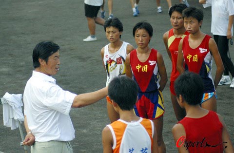 而立之人十大记忆犹新赛事 93年马家军横扫世