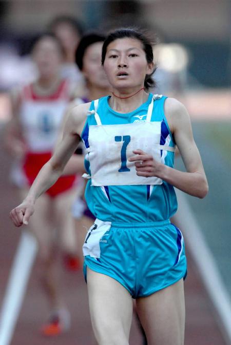 图文-全国田径锦标赛 邢慧娜再夺女子1500米桂冠