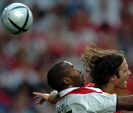 图文-2004欧洲杯葡萄牙淘汰英格兰 瓦塞尔真有