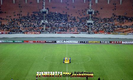 图文-中国7-0香港仍然被淘汰 天河体育场出场仪