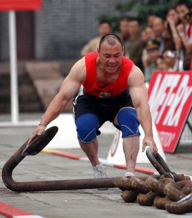 图文-2005世界大力士冠军赛 中国选手展示实力