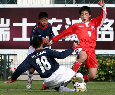 图文-亚洲青少年足球大会开幕 韩国小球员杀手
