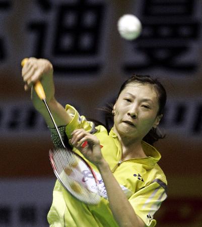 图文-新华社评2005年中国体育十佳运动员张宁