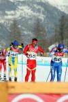 图文-越野滑雪男子追逐赛夏万与选手们一争高下