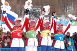 图文-冬季两项子4×6公里接力赛冠军们庆贺胜利