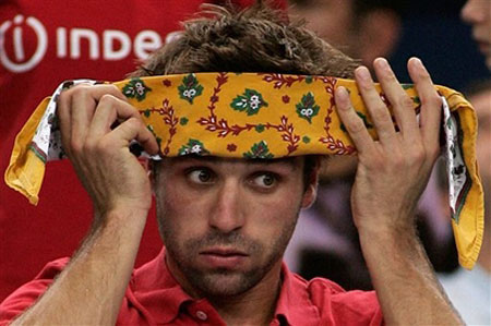 图文巴黎网球大师赛16强产生克莱门特戴头巾