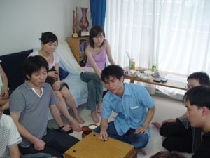 日本棋手网上日记张栩的研究会羽根直树育儿经