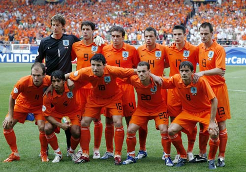 图文世界杯荷兰vs科特迪瓦橙色军团首发阵容