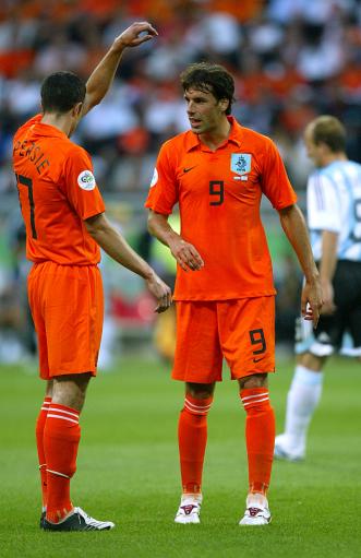 图文世界杯荷兰vs阿根廷范尼与范佩西交流