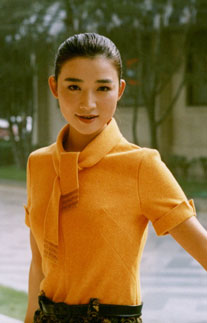 王玲玲1986图片