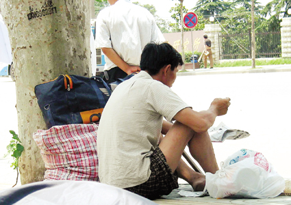 大批民工轉戰江蘇找活幹(圖)