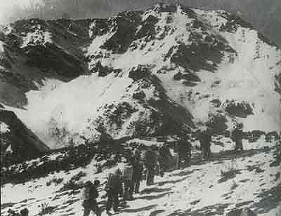 图文:红军翻过的第一座大雪山