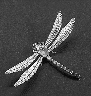 卡地亚蜻蜓胸针图片