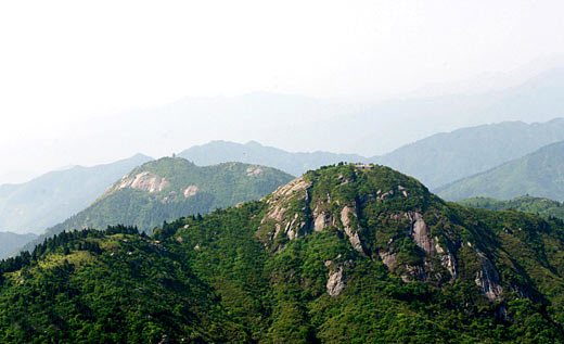 (南岳衡山芙蓉峰)