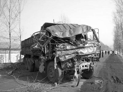 山西沁源县发生特大交通事故 21名晨练师生丧生货车轮下
