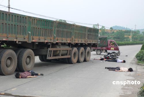郑州车祸4人死亡图片