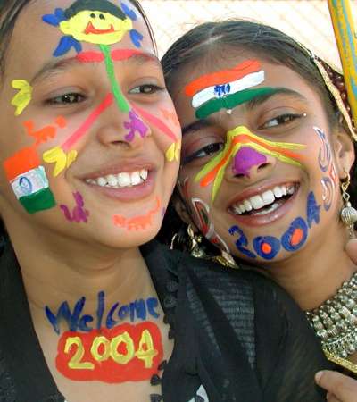 印度油彩女孩照片图片