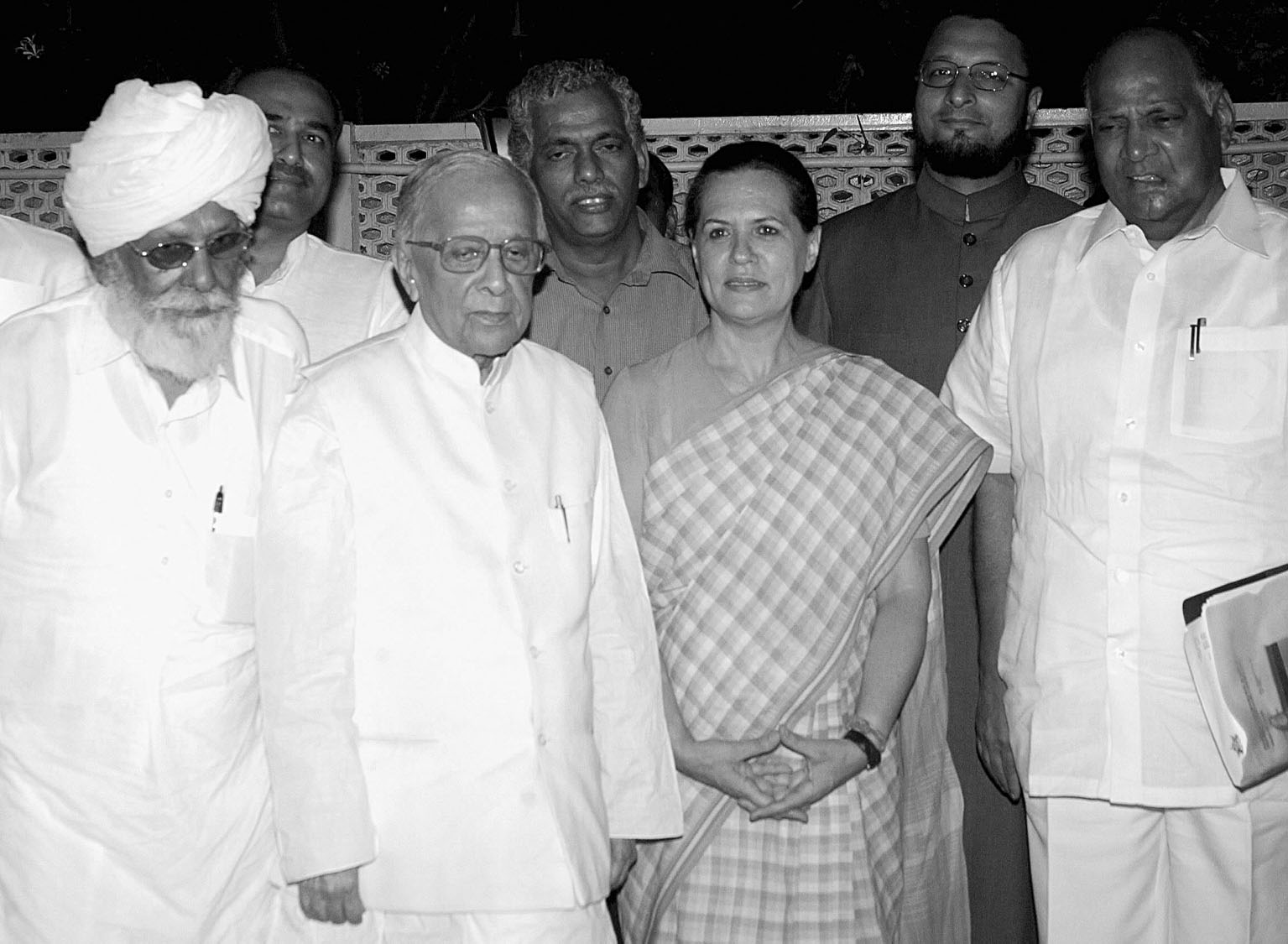索尼娅·甘地当选印国大党联盟领袖(图)