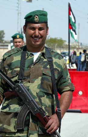 巴勒斯坦安全部队司令图片