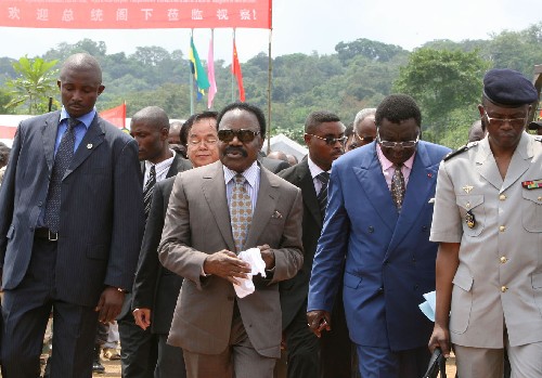 加蓬总统为中国公司锰矿开发项目奠基(图)