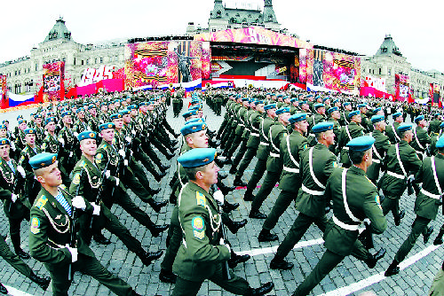 莫斯科红场举行阅兵式庆祝卫国战争胜利日图