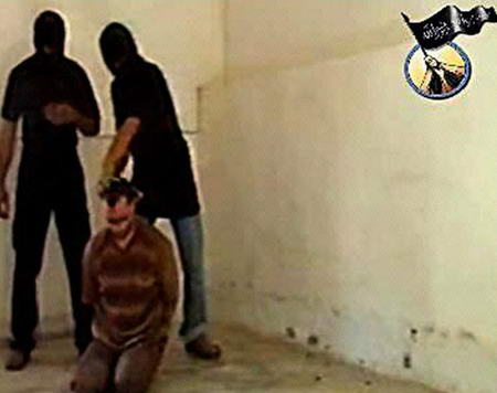 伊拉克武装公布俄人质遇害录像带(组图)