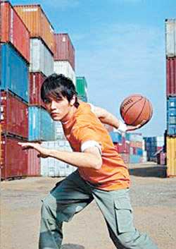周杰伦篮球年轻图片