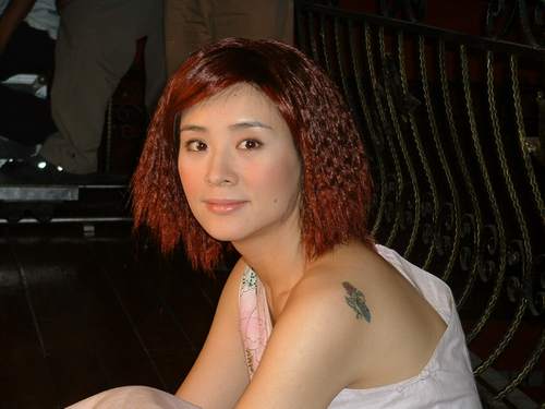 歌手刘婕早期图片图片
